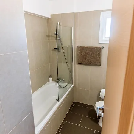 Appartement Thea Court 3 - E *